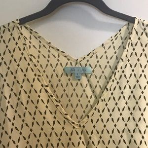 She and Sky Tops - Loose fitting She and Sky Top.. PERFECT FOR SUMMER She and Sky Tops - Loose fitting She and Sky Top.. PERFECT FOR SUMMER